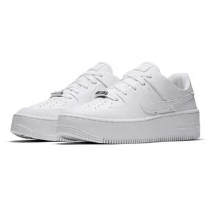 Nike AirForce 1 Sage Lows
